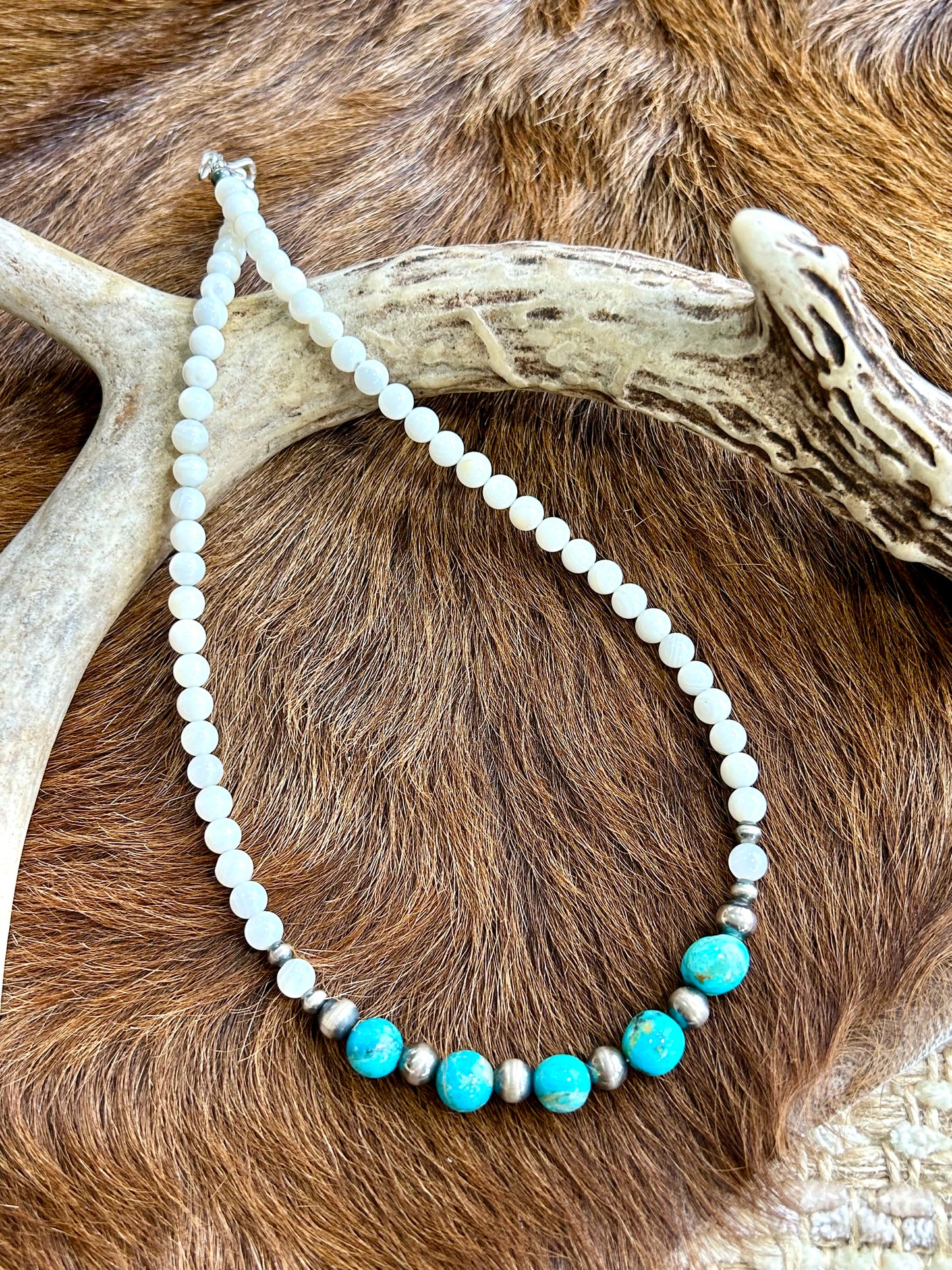 Kingman Turquoise and Navajo Pearl Necklace | 16.5 in