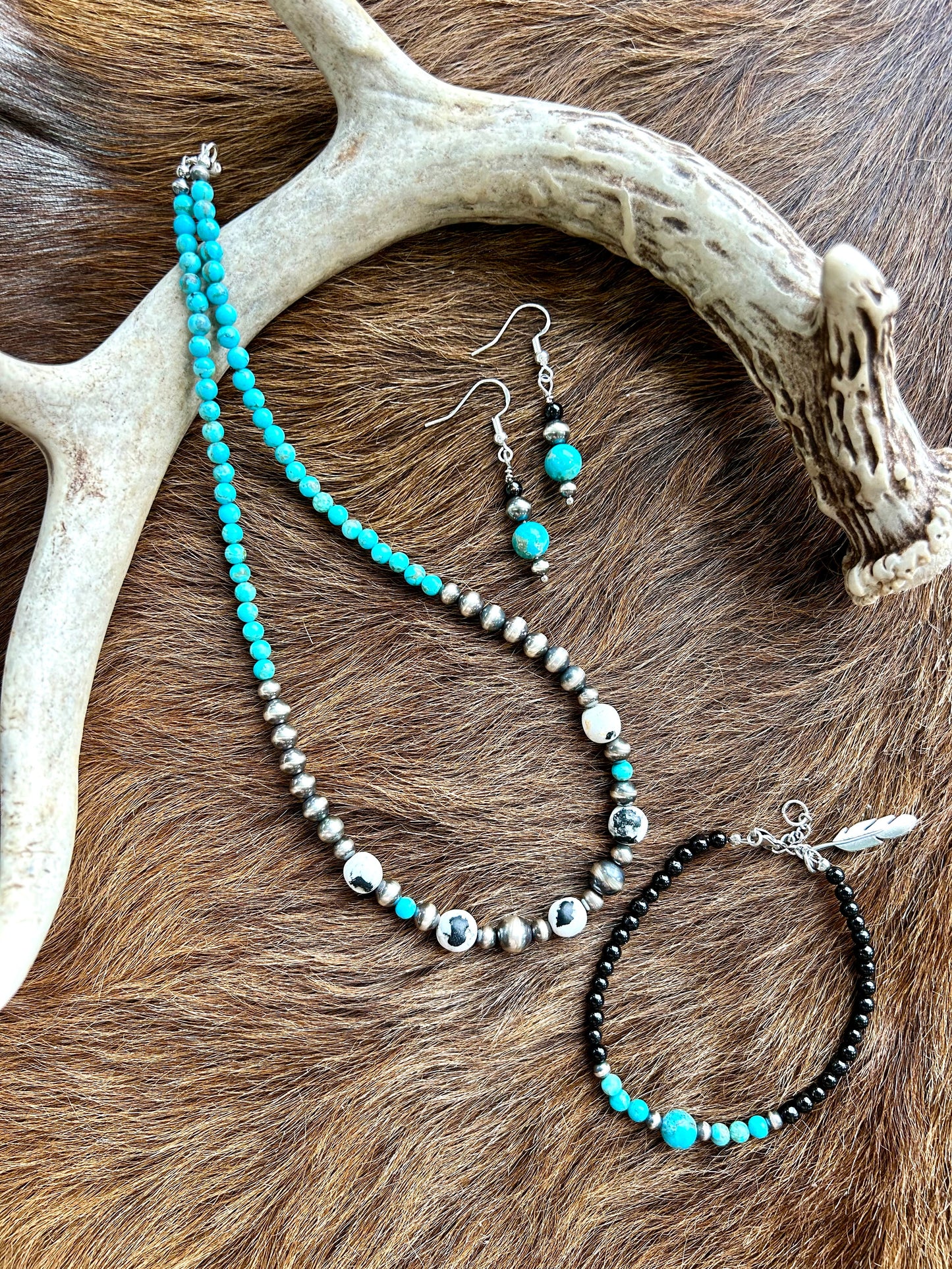 Kingman Feather Bracelet