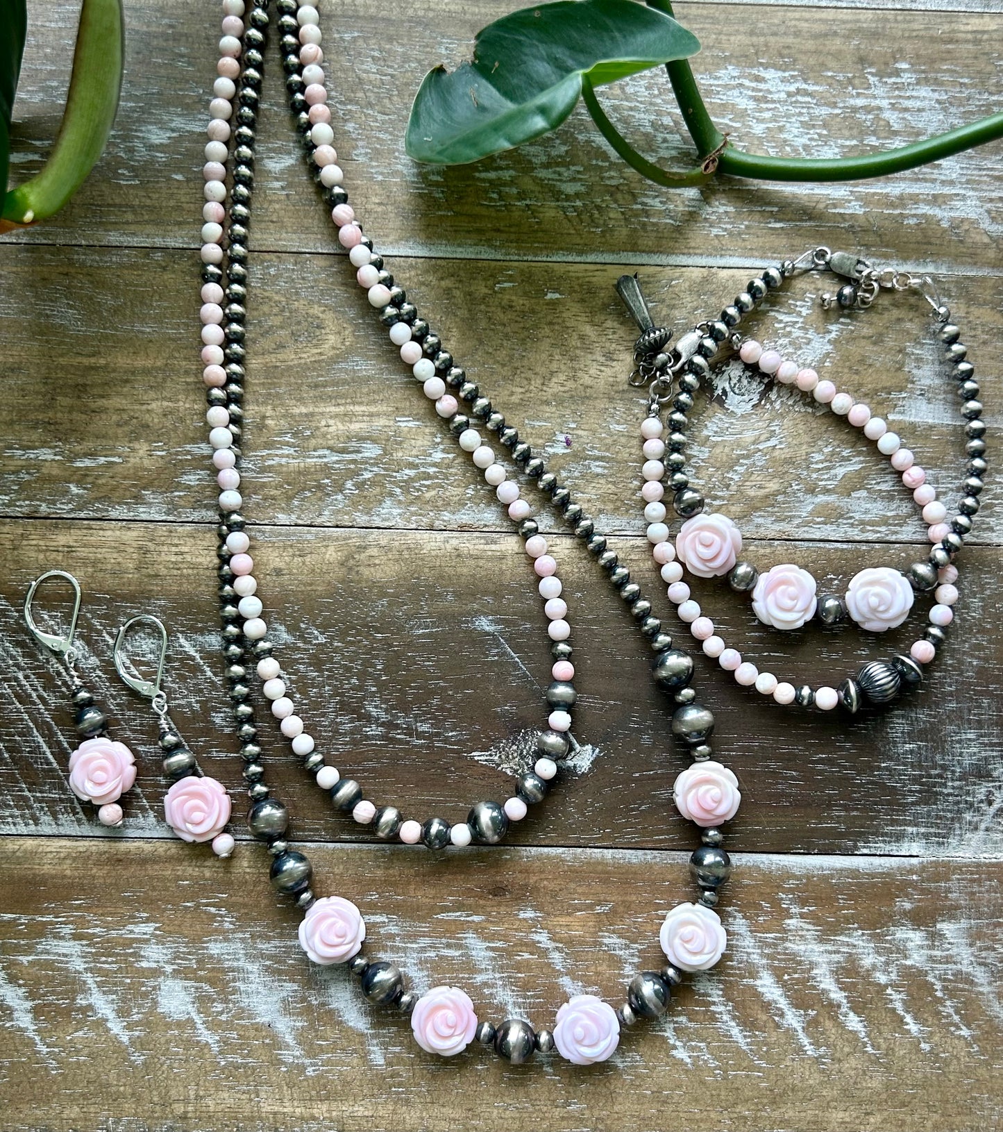 The Wild Heritage Pink Conch Necklace