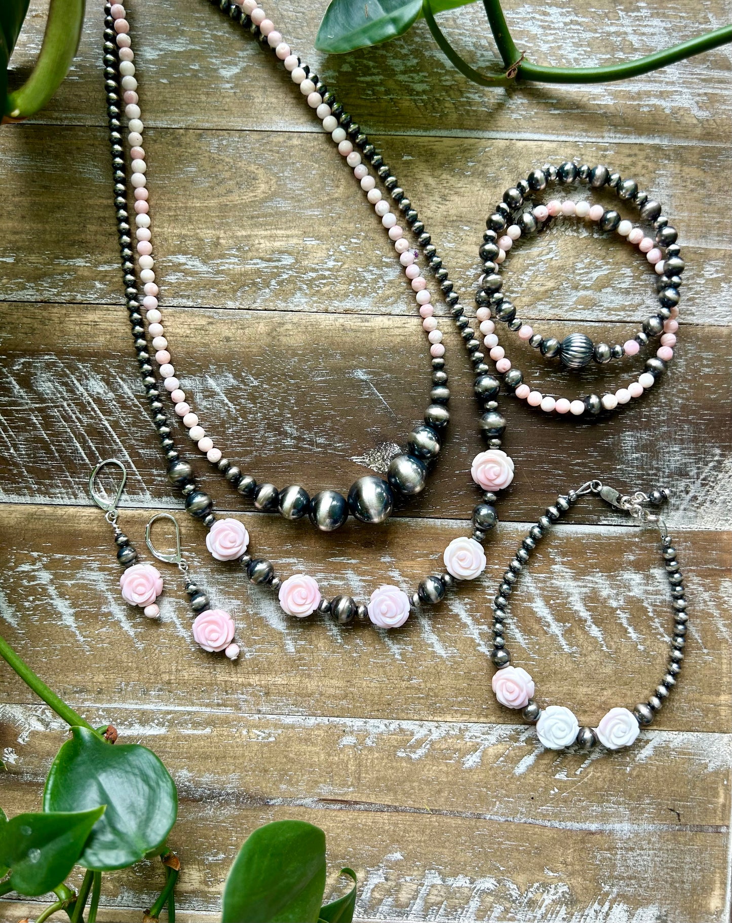 Statement Conch Necklace