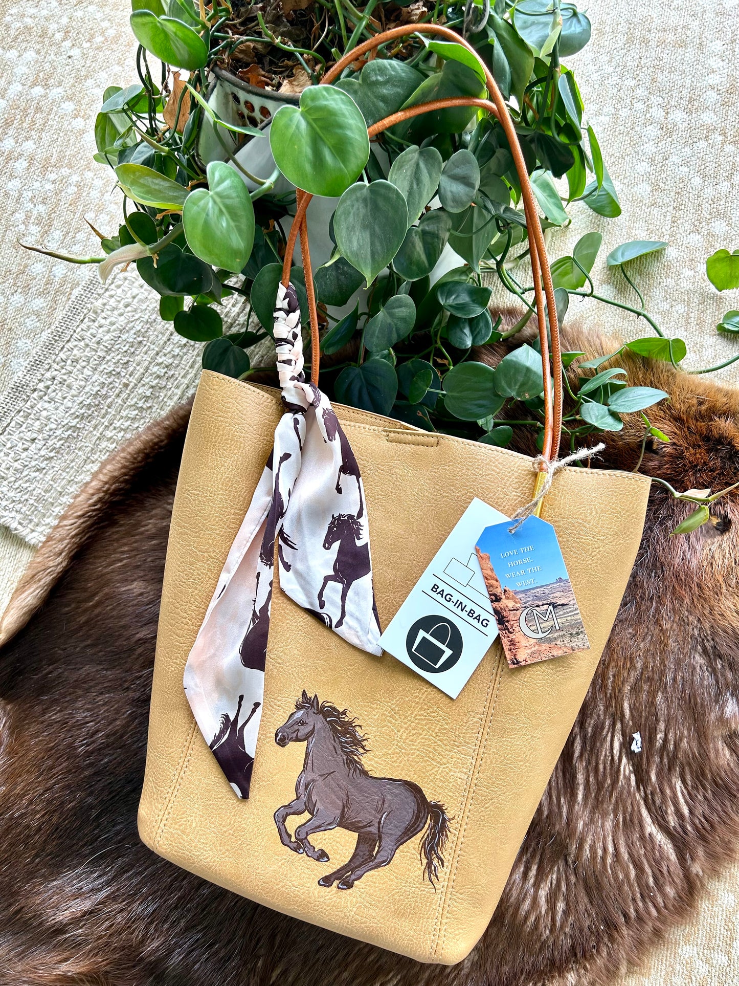 Wild Run Tote