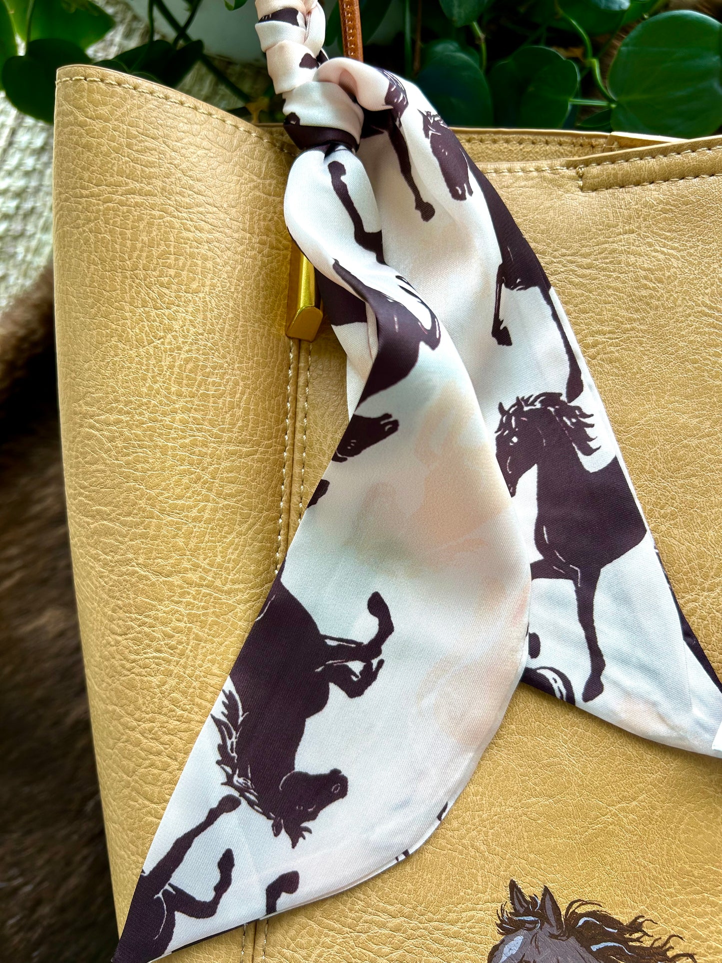 Wild Run Tote