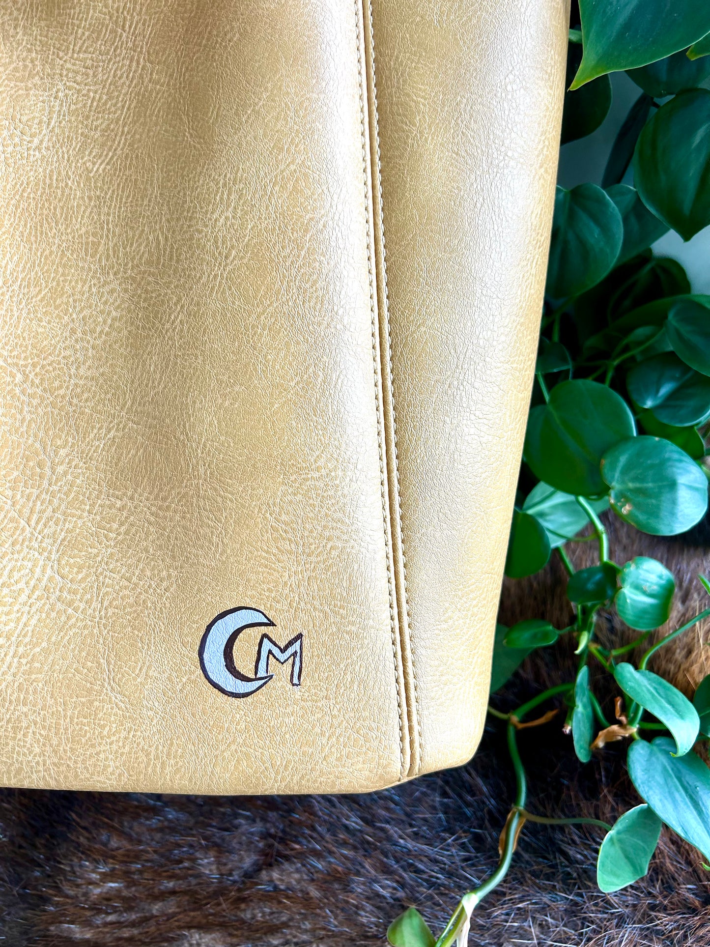 Wild Run Tote