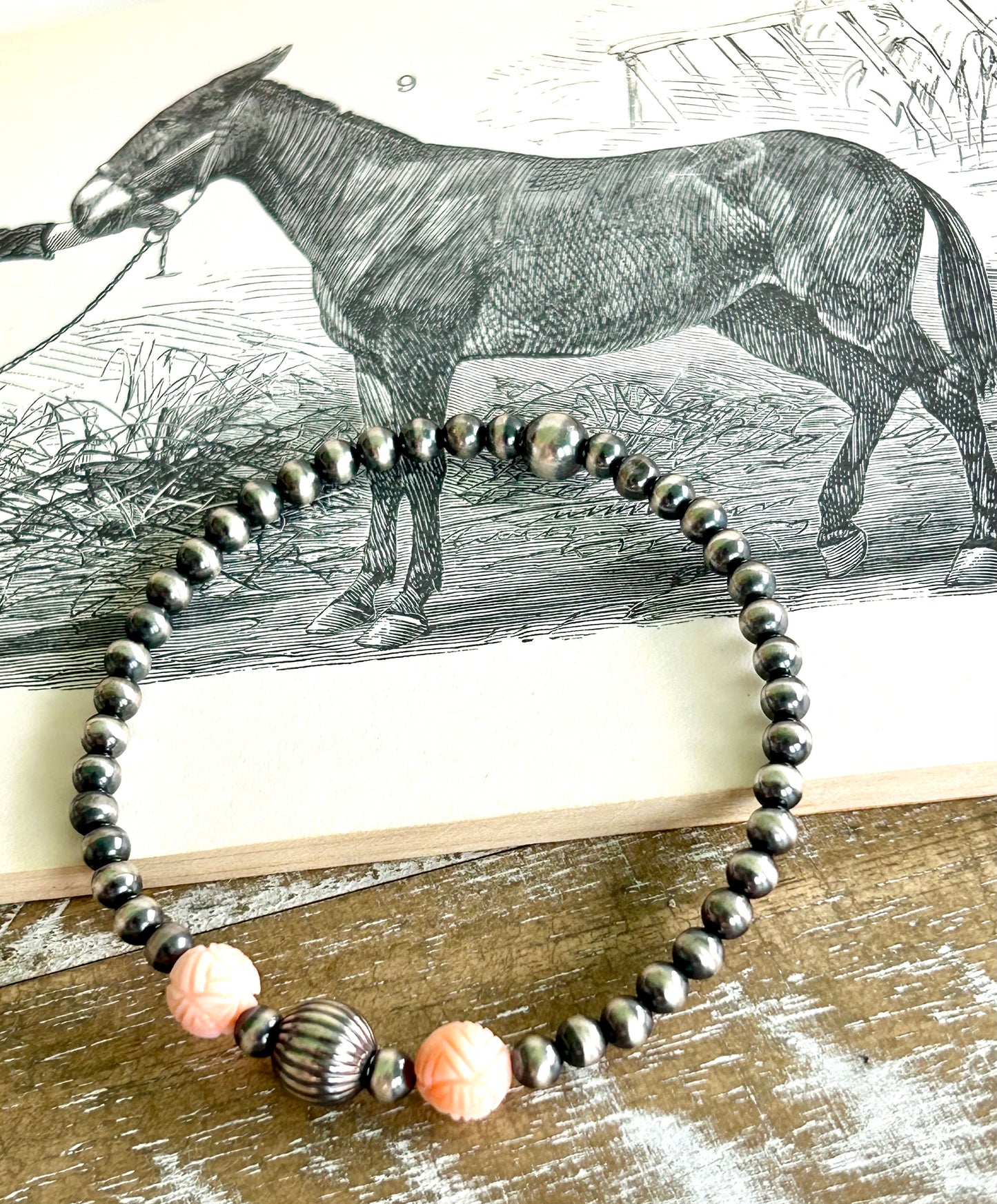 Vintage Conch & Sterling Silver Stretch Bracelet