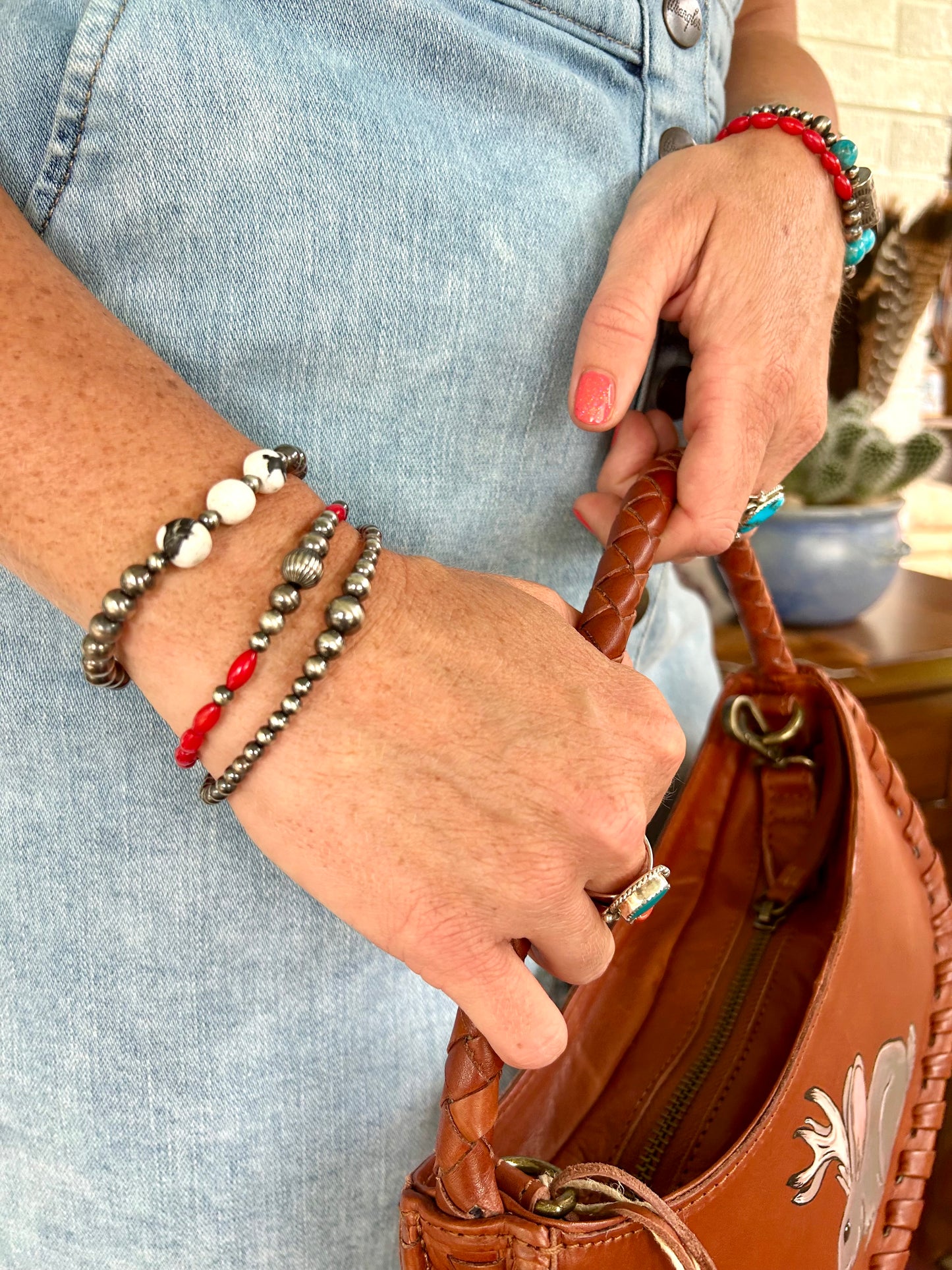 Classic Western Pearl Stretch Bracelet